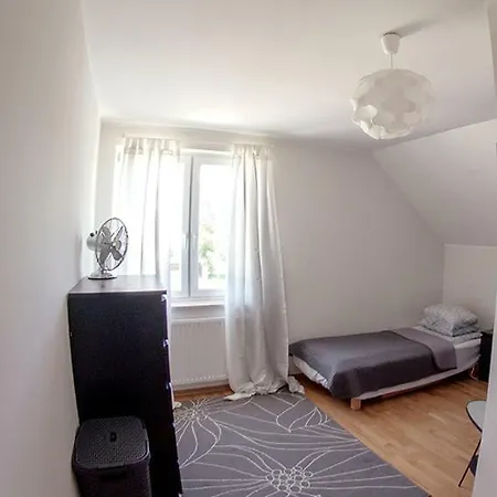 Dom Kampinos Nyaraló Wola Pasikonska